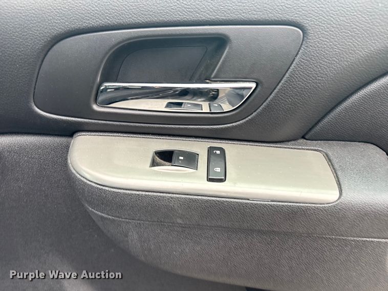 image for item EV2884 2013 Chevrolet Tahoe Police SUV