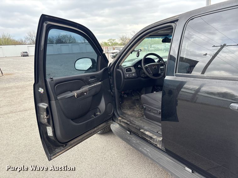 image for item EV2885 2013 Chevrolet Tahoe Police SUV