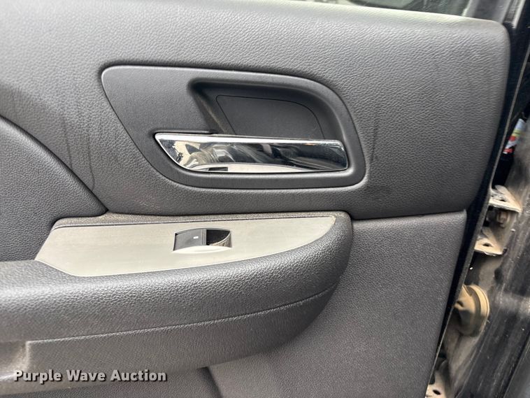 image for item EV2885 2013 Chevrolet Tahoe Police SUV