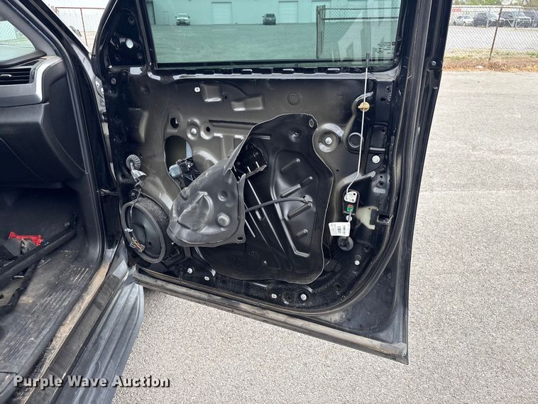 image for item EV2888 2019 Chevrolet Tahoe SSV SUV