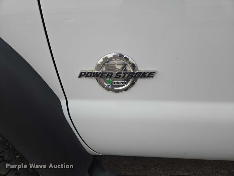 image for item EV5697 2015 Ford F550 utility / service truck