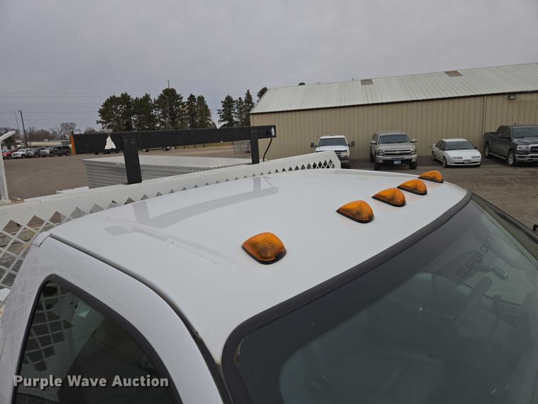 image for item EV5697 2015 Ford F550 utility / service truck