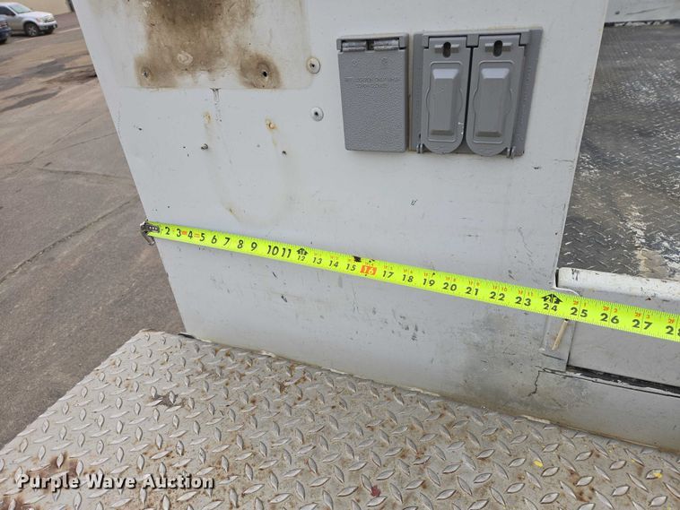 image for item EV5697 2015 Ford F550 utility / service truck