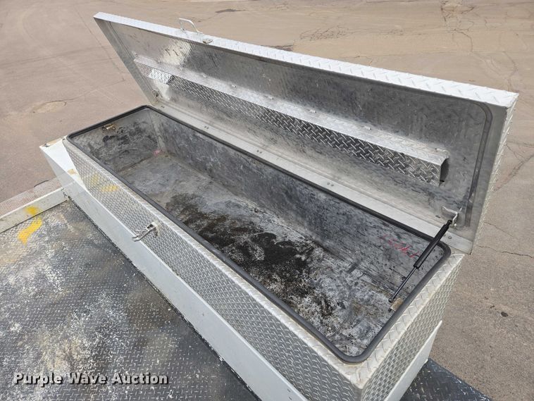 image for item EV5697 2015 Ford F550 utility / service truck