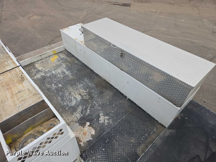 image for item EV5697 2015 Ford F550 utility / service truck