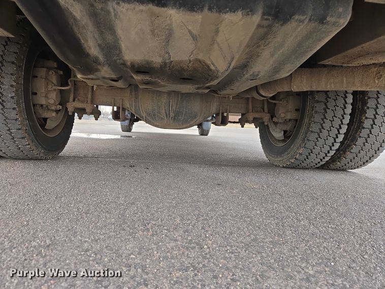 image for item EV5697 2015 Ford F550 utility / service truck