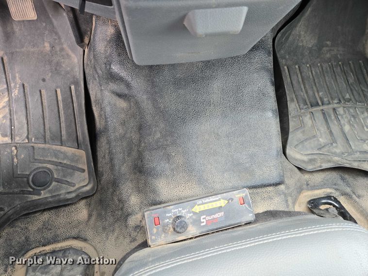 image for item EV5697 2015 Ford F550 utility / service truck