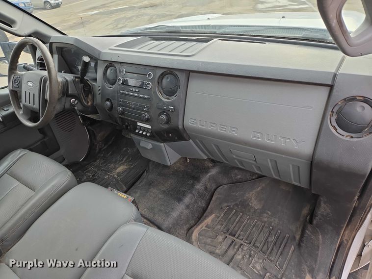 image for item EV5697 2015 Ford F550 utility / service truck