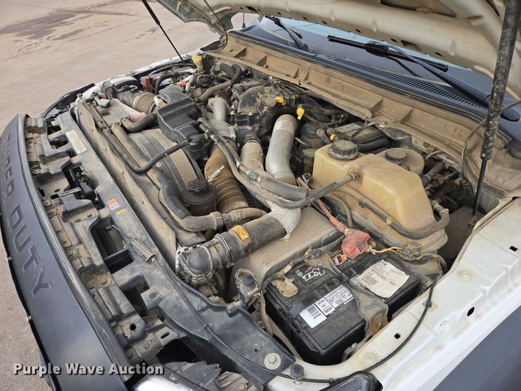 image for item EV5697 2015 Ford F550 utility / service truck