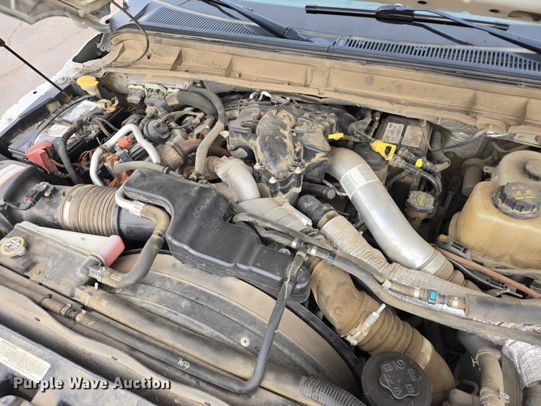 image for item EV5697 2015 Ford F550 utility / service truck