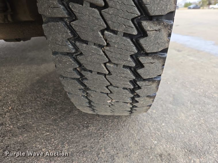 image for item EV5697 2015 Ford F550 utility / service truck