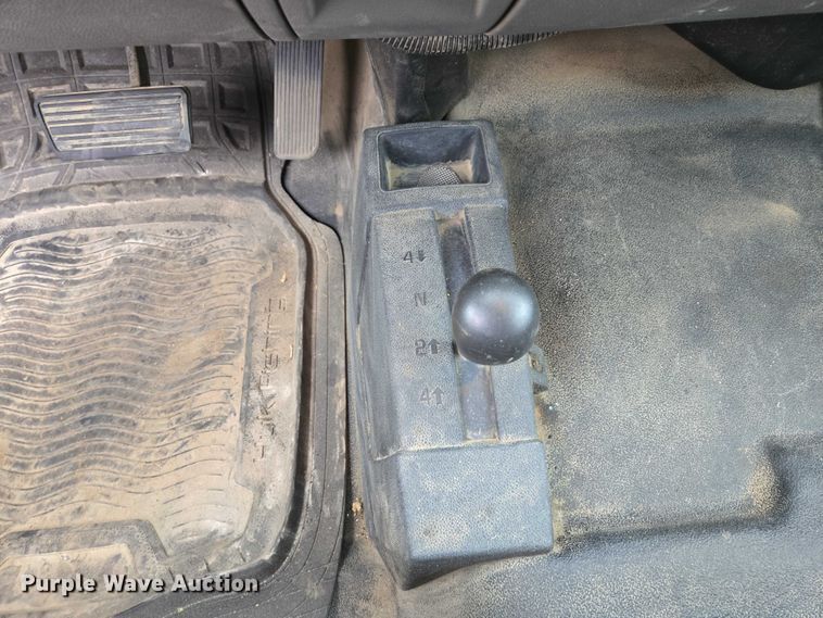 image for item EV5698 2011 Chevrolet Silverado 1500 Ext. Cab pickup truck