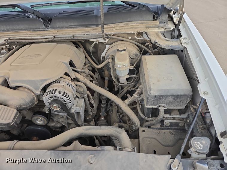 image for item EV5698 2011 Chevrolet Silverado 1500 Ext. Cab pickup truck