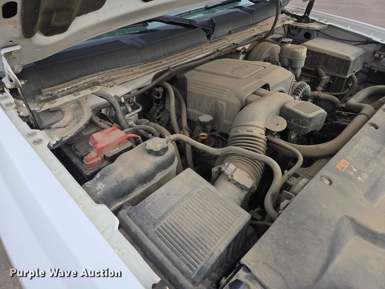 image for item EV5698 2011 Chevrolet Silverado 1500 Ext. Cab pickup truck