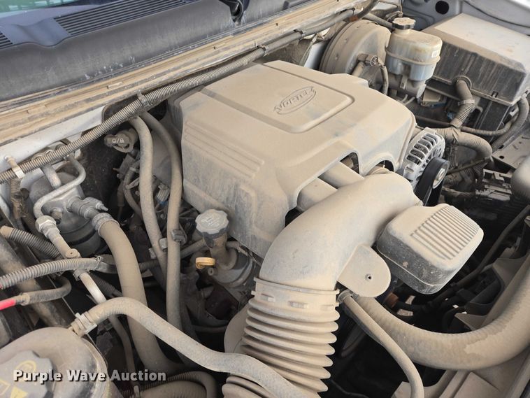 image for item EV5698 2011 Chevrolet Silverado 1500 Ext. Cab pickup truck