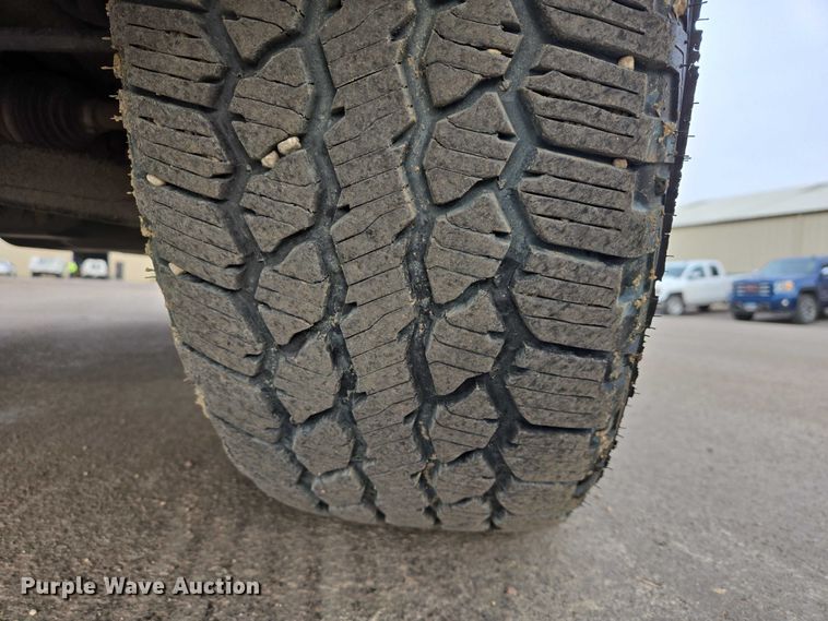 image for item EV5698 2011 Chevrolet Silverado 1500 Ext. Cab pickup truck