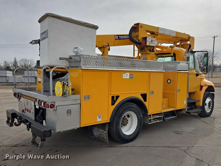 image for item EV5699 2012 International Durastar 4400 bucket truck