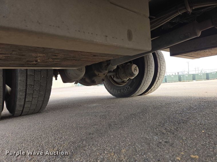 image for item EV5699 2012 International Durastar 4400 bucket truck