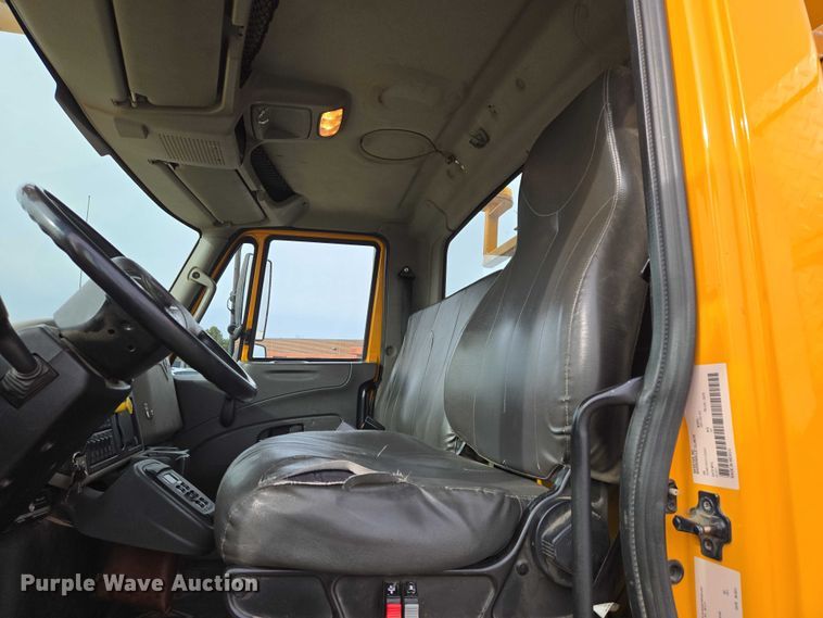 image for item EV5699 2012 International Durastar 4400 bucket truck