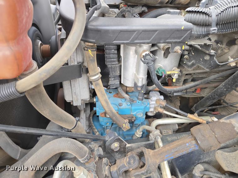 image for item EV5699 2012 International Durastar 4400 bucket truck