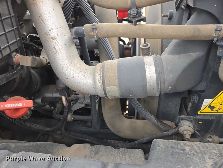 image for item EV5699 2012 International Durastar 4400 bucket truck