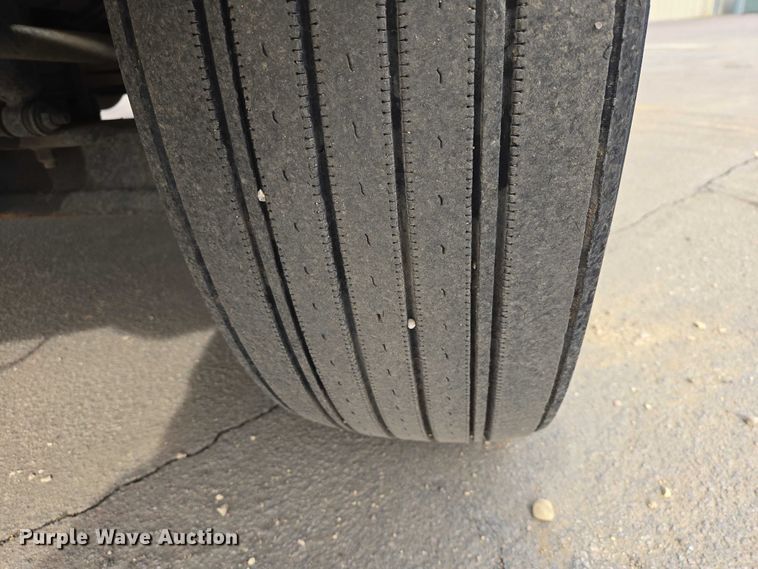 image for item EV5699 2012 International Durastar 4400 bucket truck