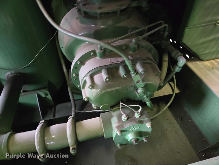 image for item EV5700 Sullair 900Q air compressor