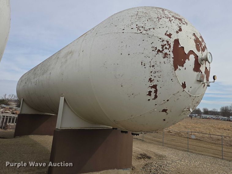 image for item EV5702 1973 Beaird propane tank