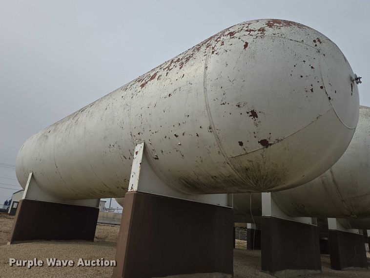 image for item EV5702 1973 Beaird propane tank