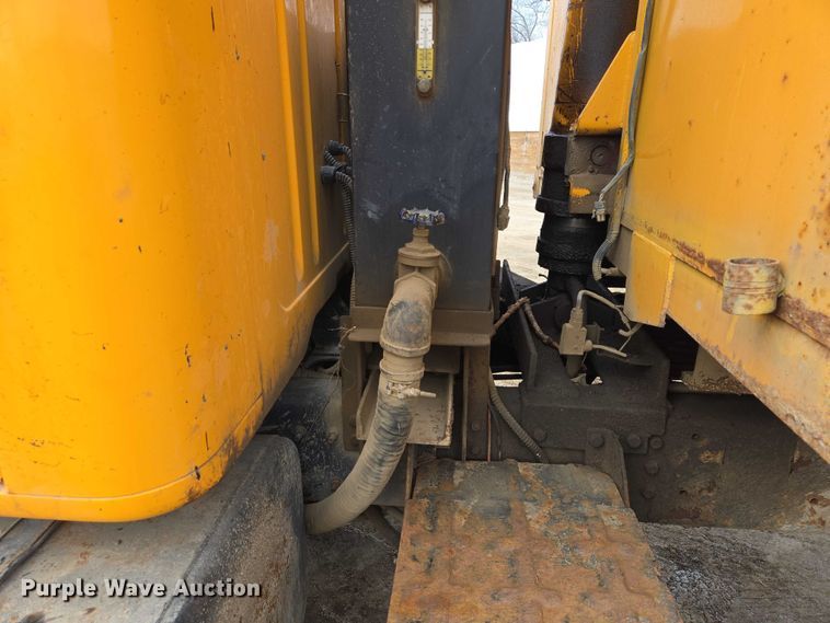 image for item EV5711 1998 International 2554 dump truck