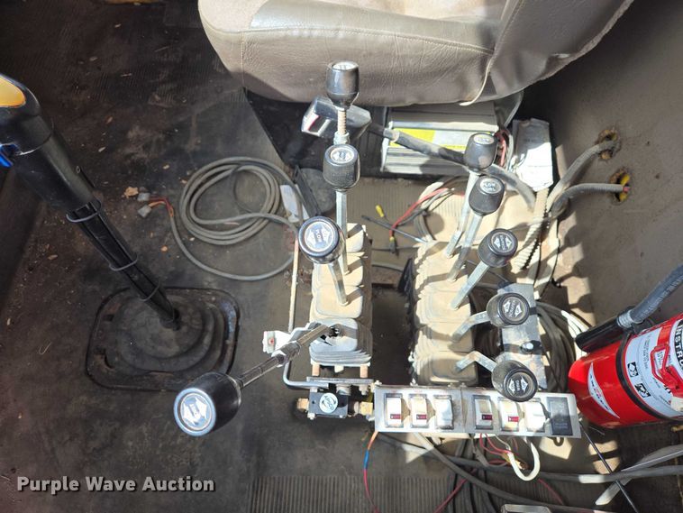 image for item EV5711 1998 International 2554 dump truck