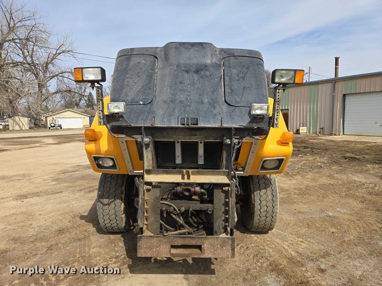 image for item EV5711 1998 International 2554 dump truck