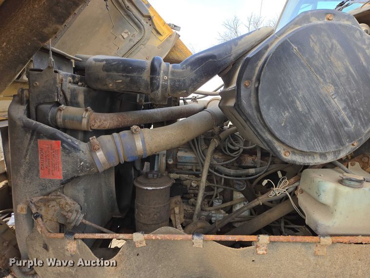 image for item EV5711 1998 International 2554 dump truck