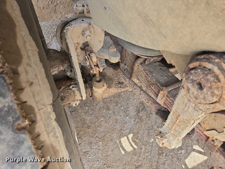 image for item EV5711 1998 International 2554 dump truck