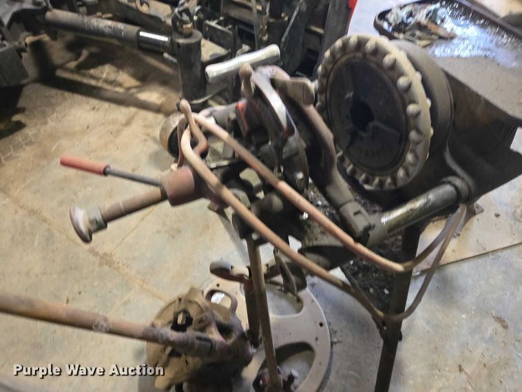 image for item EV5713 Rigid 300 pipe threader