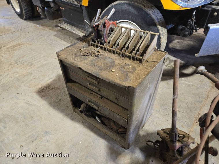 image for item EV5713 Rigid 300 pipe threader