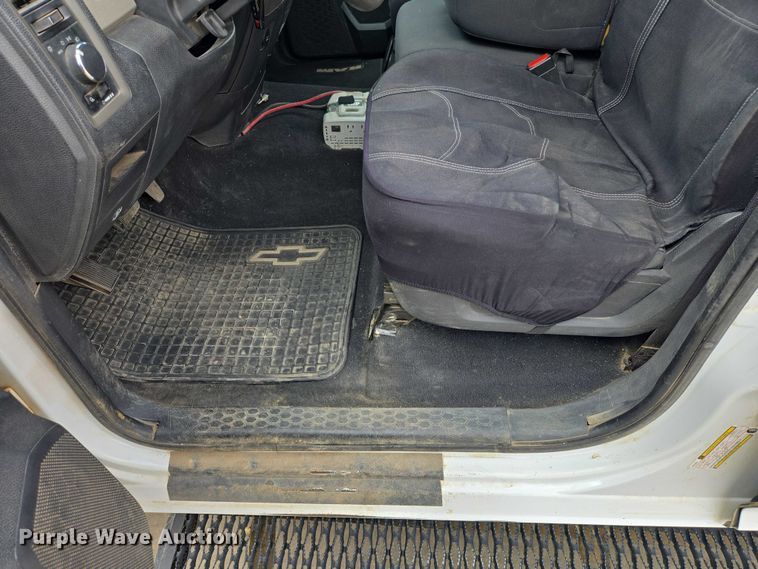 image for item EV5717 2012 Dodge Ram 1500 Ext. Cab pickup truck