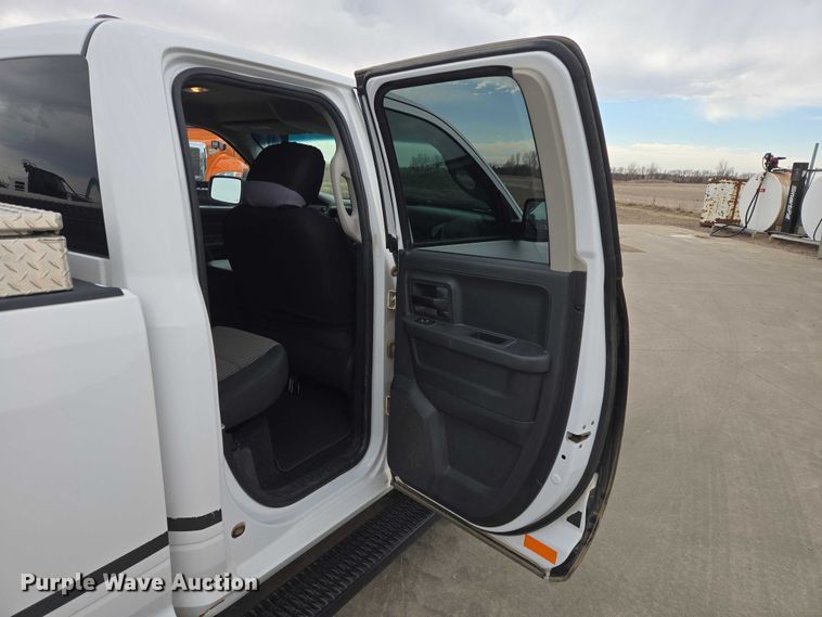 image for item EV5717 2012 Dodge Ram 1500 Ext. Cab pickup truck