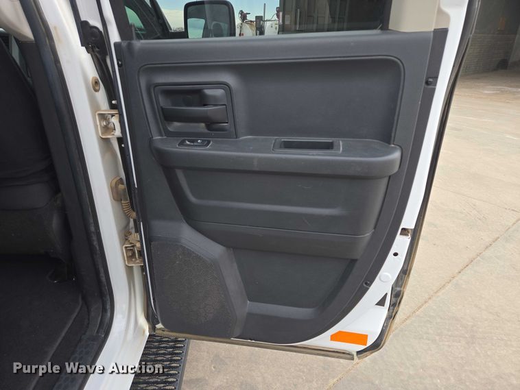 image for item EV5717 2012 Dodge Ram 1500 Ext. Cab pickup truck