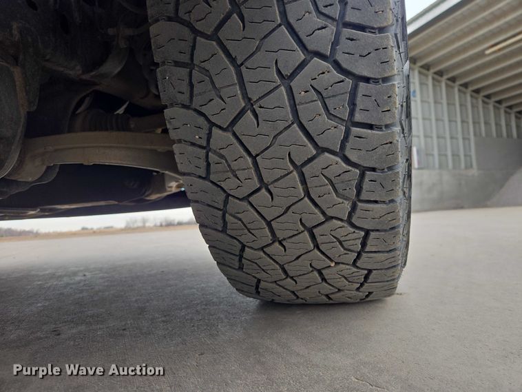 image for item EV5717 2012 Dodge Ram 1500 Ext. Cab pickup truck