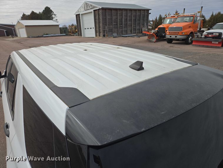 image for item EV5719 2023 Ford Explorer Police Interceptor SUV