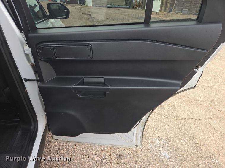 image for item EV5719 2023 Ford Explorer Police Interceptor SUV