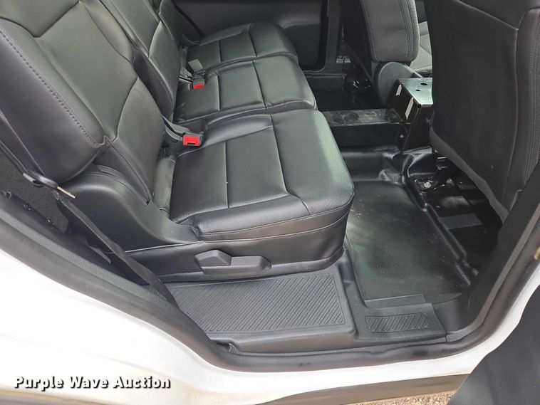 image for item EV5719 2023 Ford Explorer Police Interceptor SUV