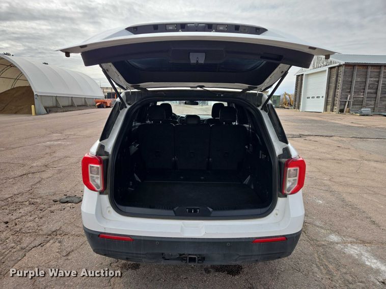 image for item EV5719 2023 Ford Explorer Police Interceptor SUV