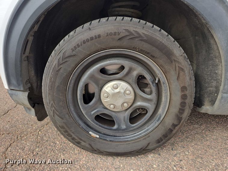 image for item EV5719 2023 Ford Explorer Police Interceptor SUV