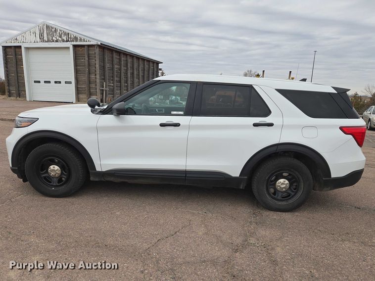 image for item EV5722 2021 Ford Explorer Police Interceptor SUV