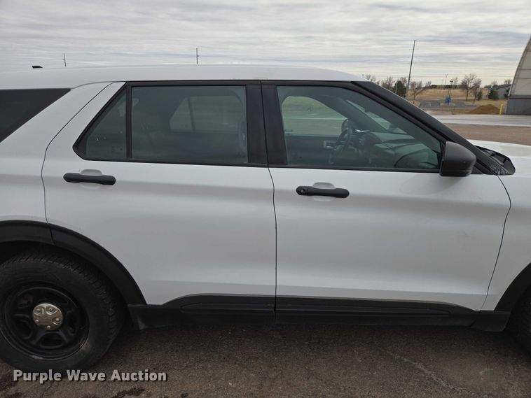 image for item EV5722 2021 Ford Explorer Police Interceptor SUV