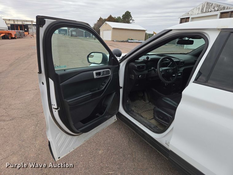 image for item EV5722 2021 Ford Explorer Police Interceptor SUV