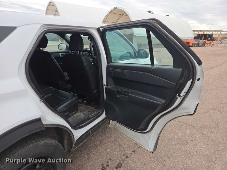 image for item EV5722 2021 Ford Explorer Police Interceptor SUV
