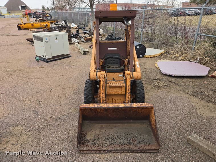 image for item EV5752 1987 Case 1818 skid steer loader